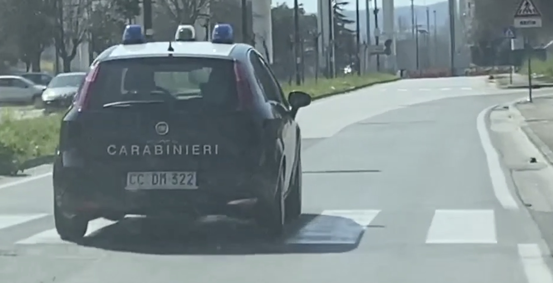 16enne aggredita da ignoti a torre del greco, indagano i carabinieri