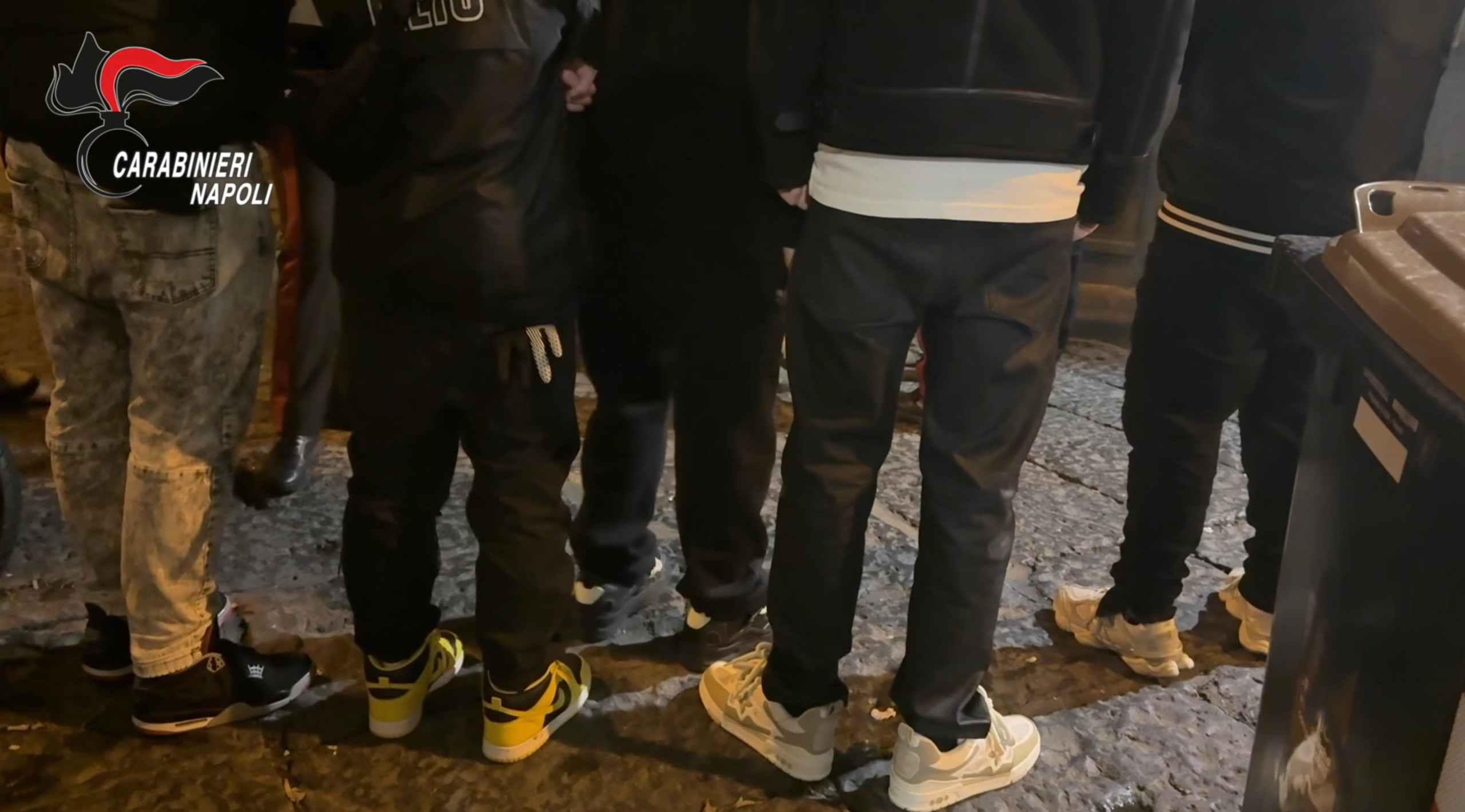 piazza-bellini-aggressione-turista-tedesco
