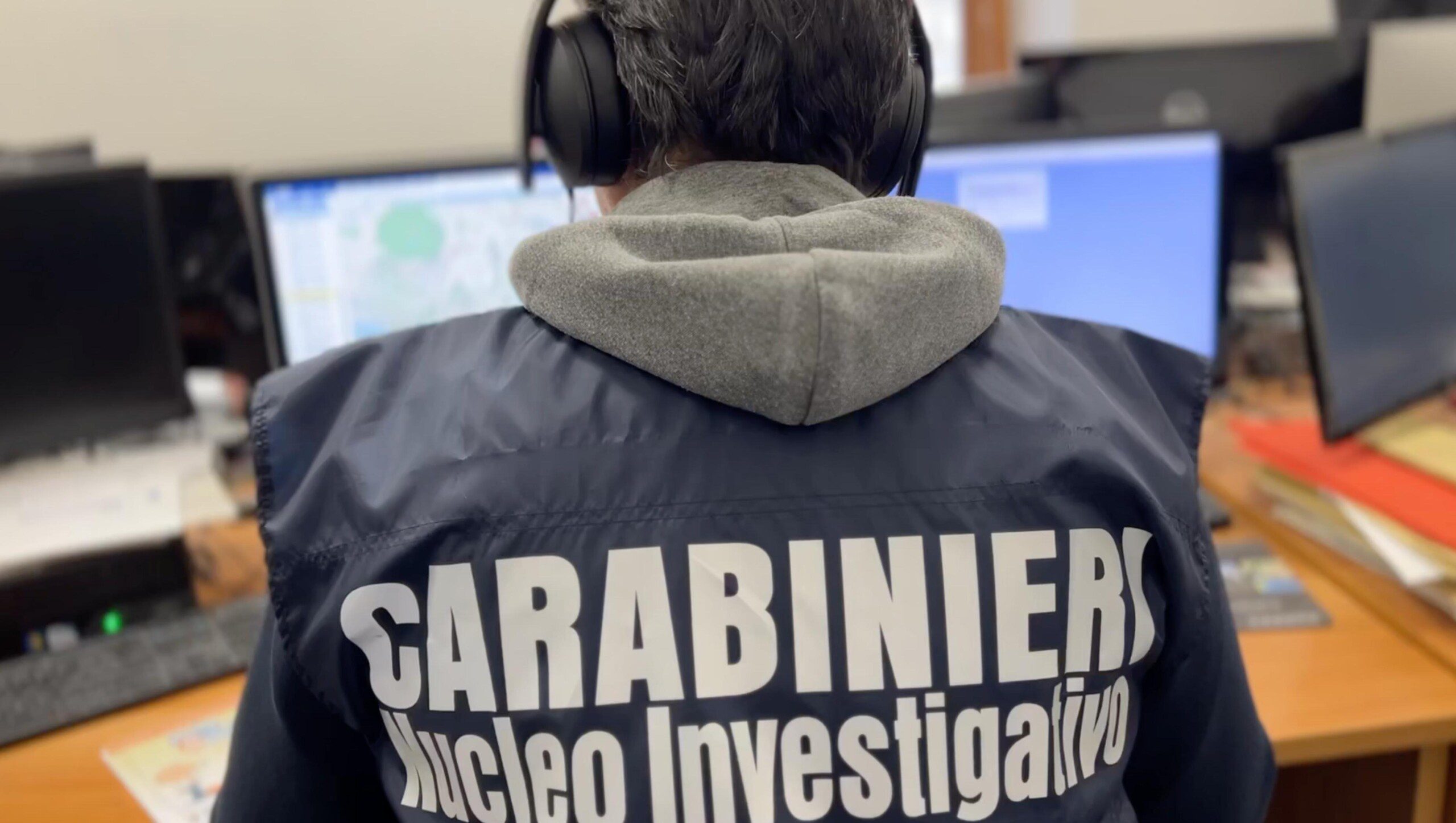 carabinieri intercettazioni nucleo investigativo arresti indagini