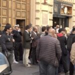 Lavoratori di Napoli Servizi chiedono incontro con il Sindaco