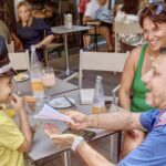vico equense bambino scomparso folla ritrovato carabinieri