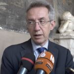 gaetano manfredi sindaco napoli terremoto oggi