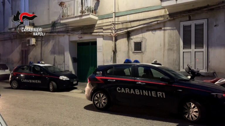 Marano, tenta di portare via un bambino di 5 anni: denunciato un 45enne