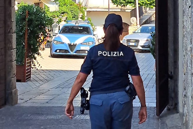 POLIZIA SALERNO
